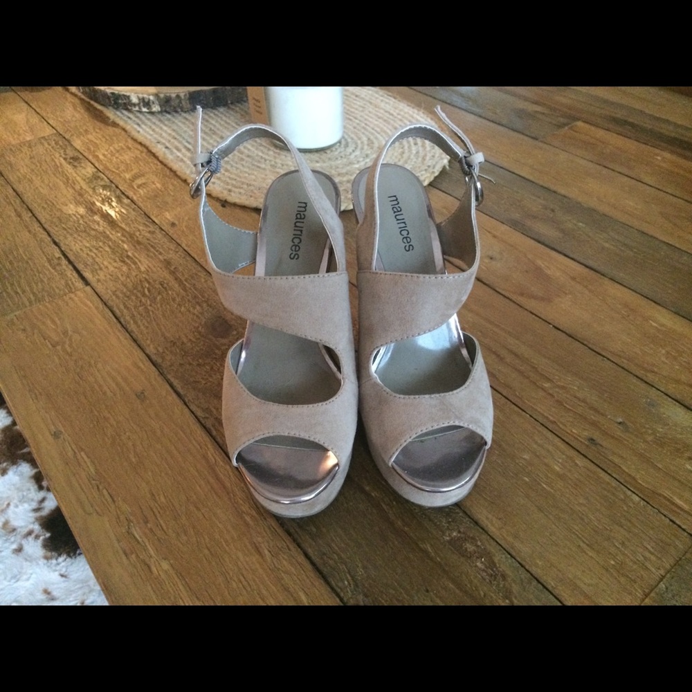 Maurice’s Beige Platform Wedges
